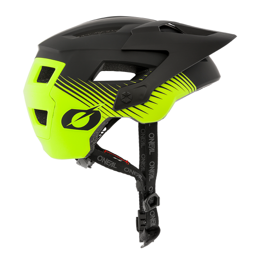 O'Neal Defender Helm