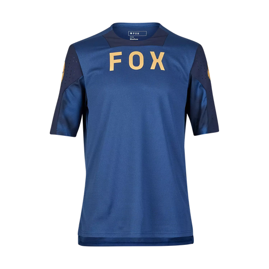 Fox defiende la camisa de burla
