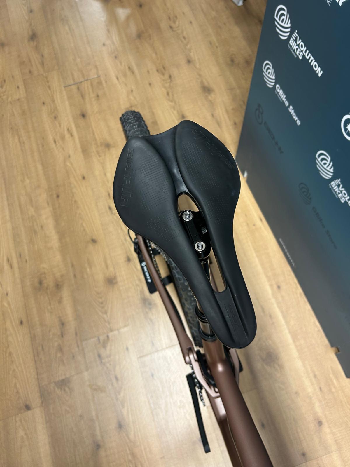 Megamo Nativo 10 Tamaño L - Usado