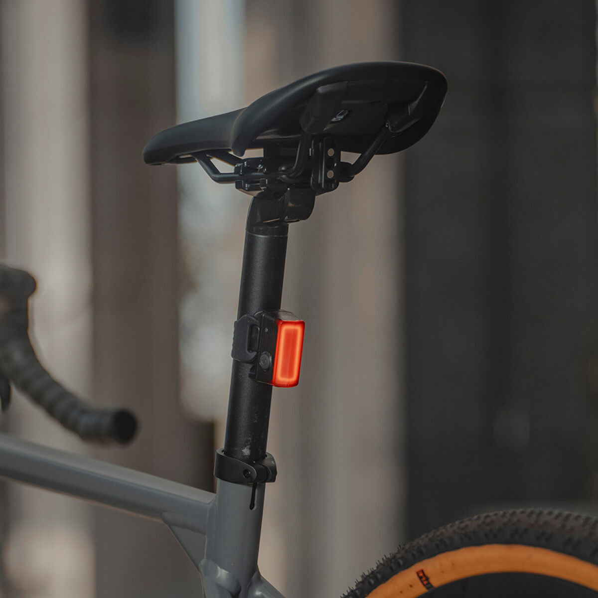 Topaak imploré 30 lumière arrière