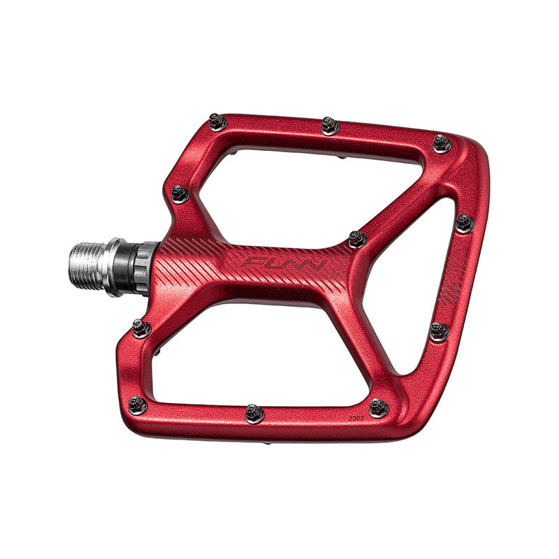 PYTHON Pedals in Red Aluminum 100x110x10.5mm