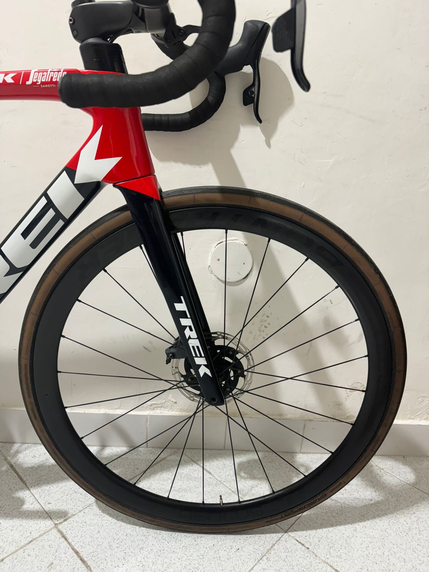 Trek Émonda SLR 7 Axs Tamanho 56 - Usado