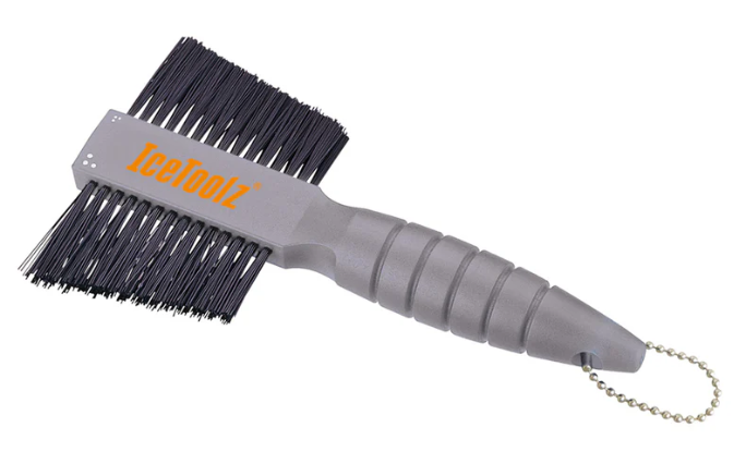 Podwójny pędzel IceToolz