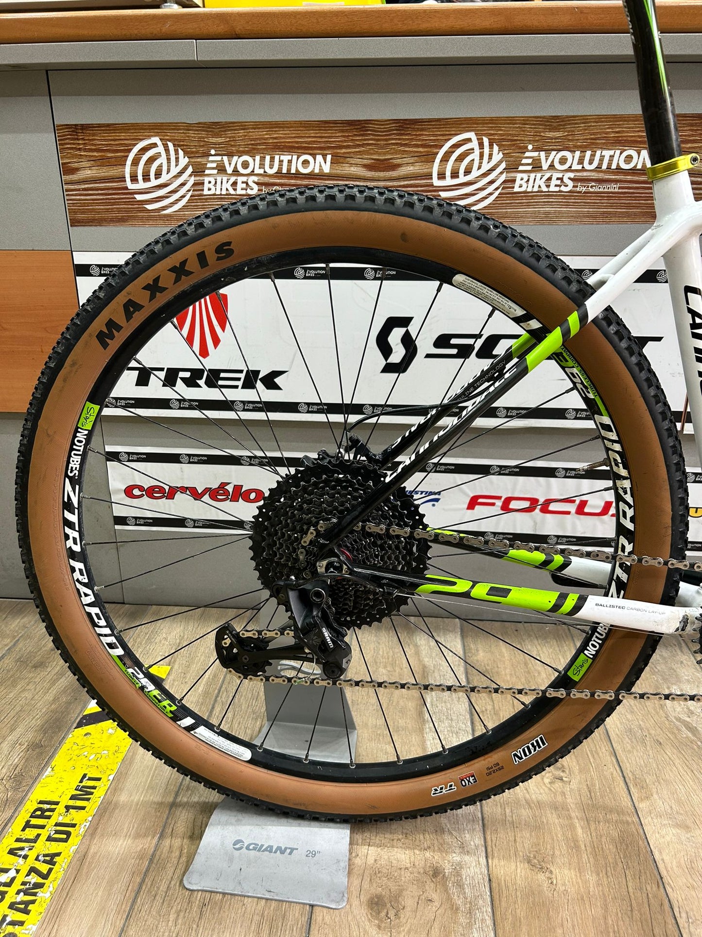 Cannondale F29 Factory Racing rozmiar L - Używany