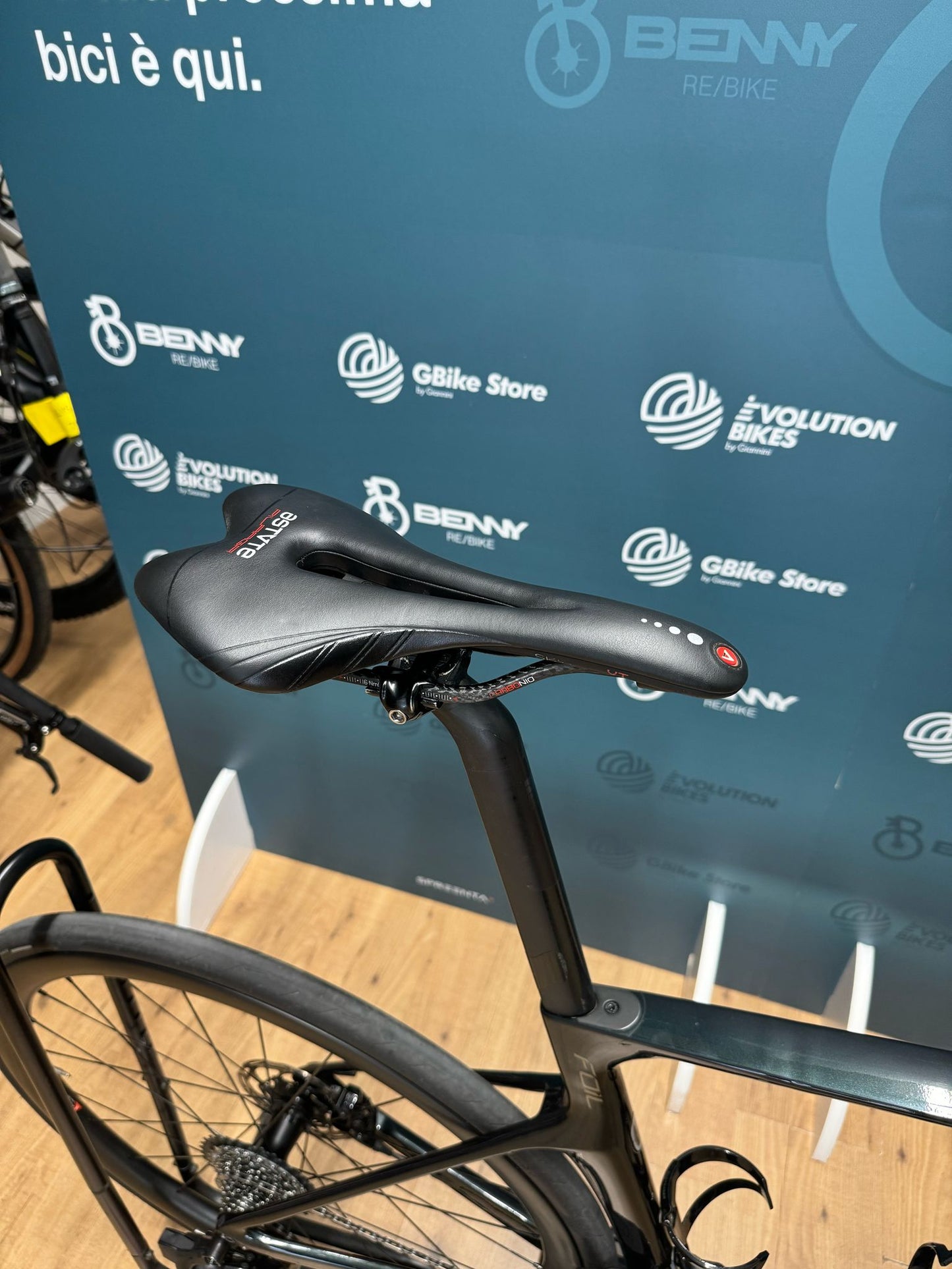 Scott Foil RC 10 Axs Size L - Used