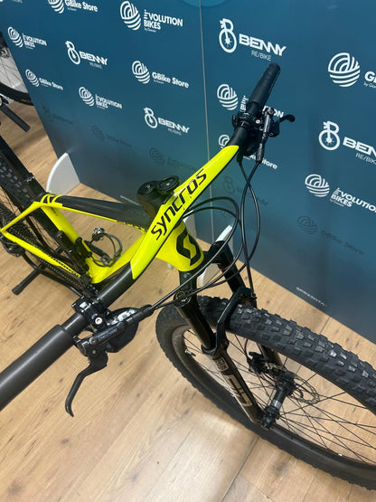 Scott Skalen RC -Weltcup -Größe M - Gebraucht