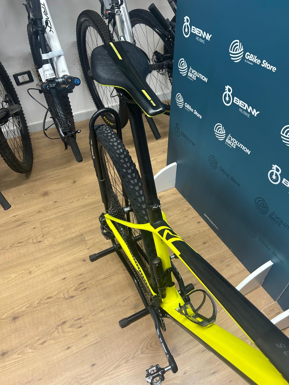 Scott Skalen RC -Weltcup -Größe M - Gebraucht