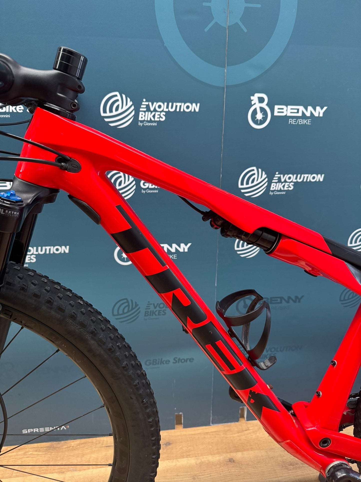 Trek Supercaliber 9.8 Size M - Used