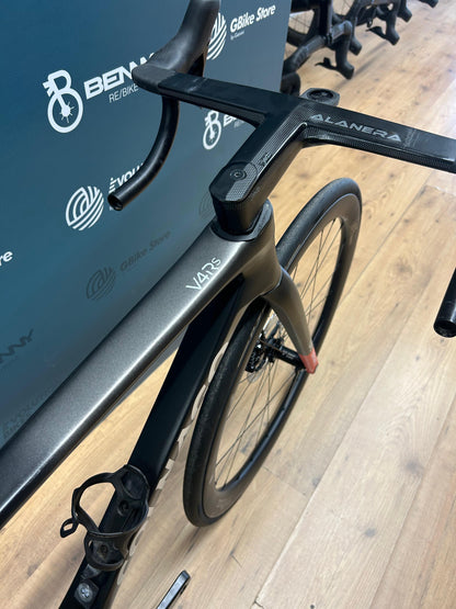 Colnago V4RS EAU Emirates Tamaño 455 - Usado