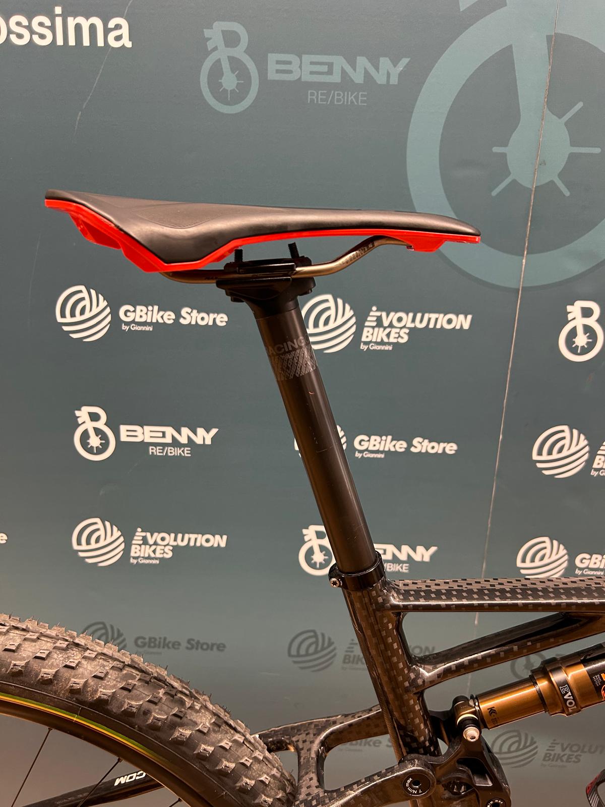 Protek Futura Limited Edition Size L - Used