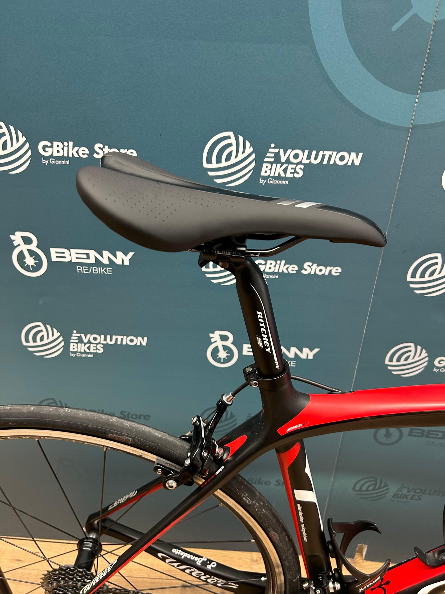 Wilier Cuts GTS Granturismo S