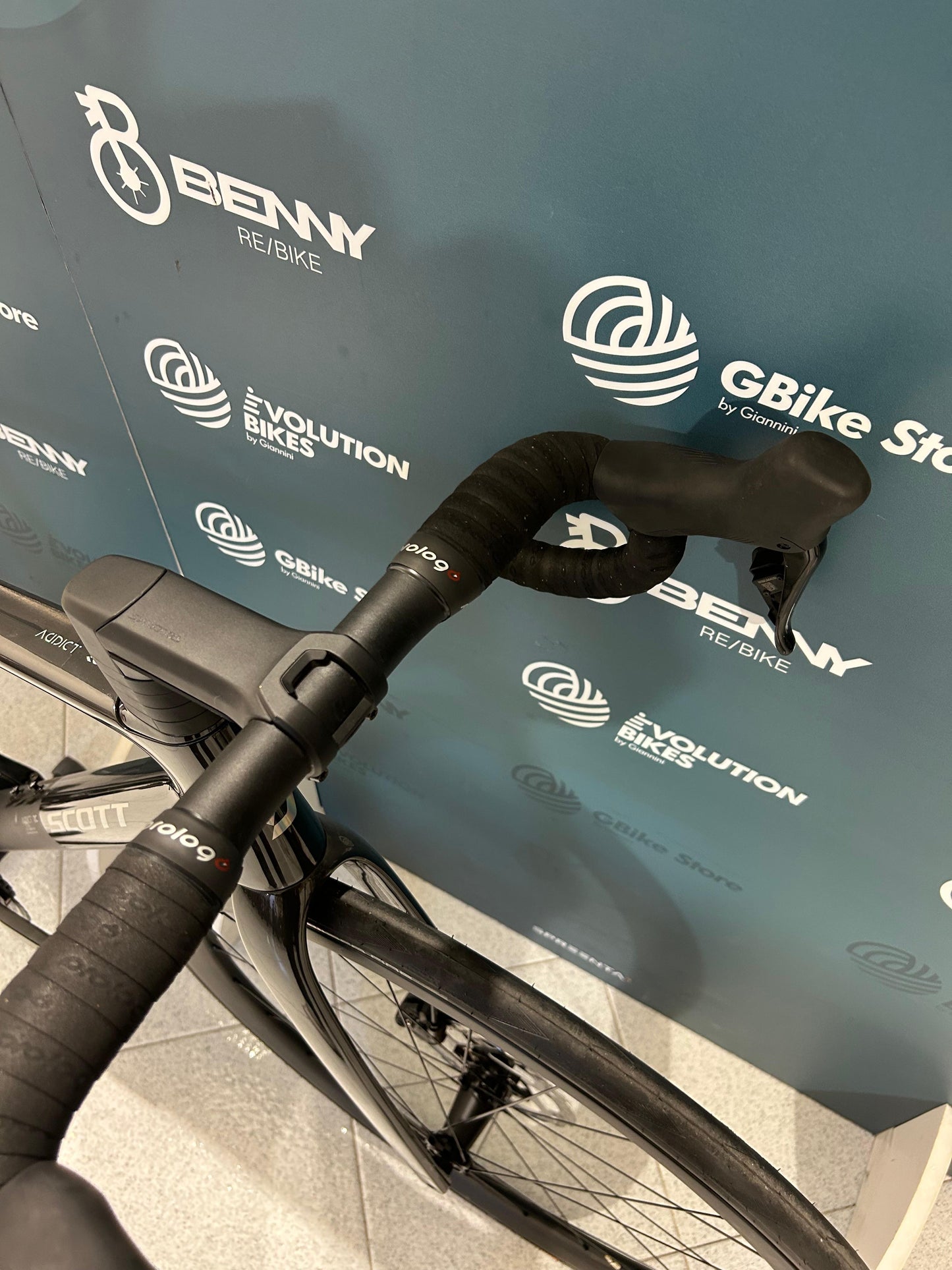 Scott Addict RC 30 Größe M Demotest