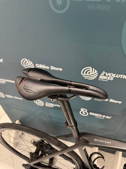 Trek Émonda SLR 7 AXS Taglia 56 - Usata