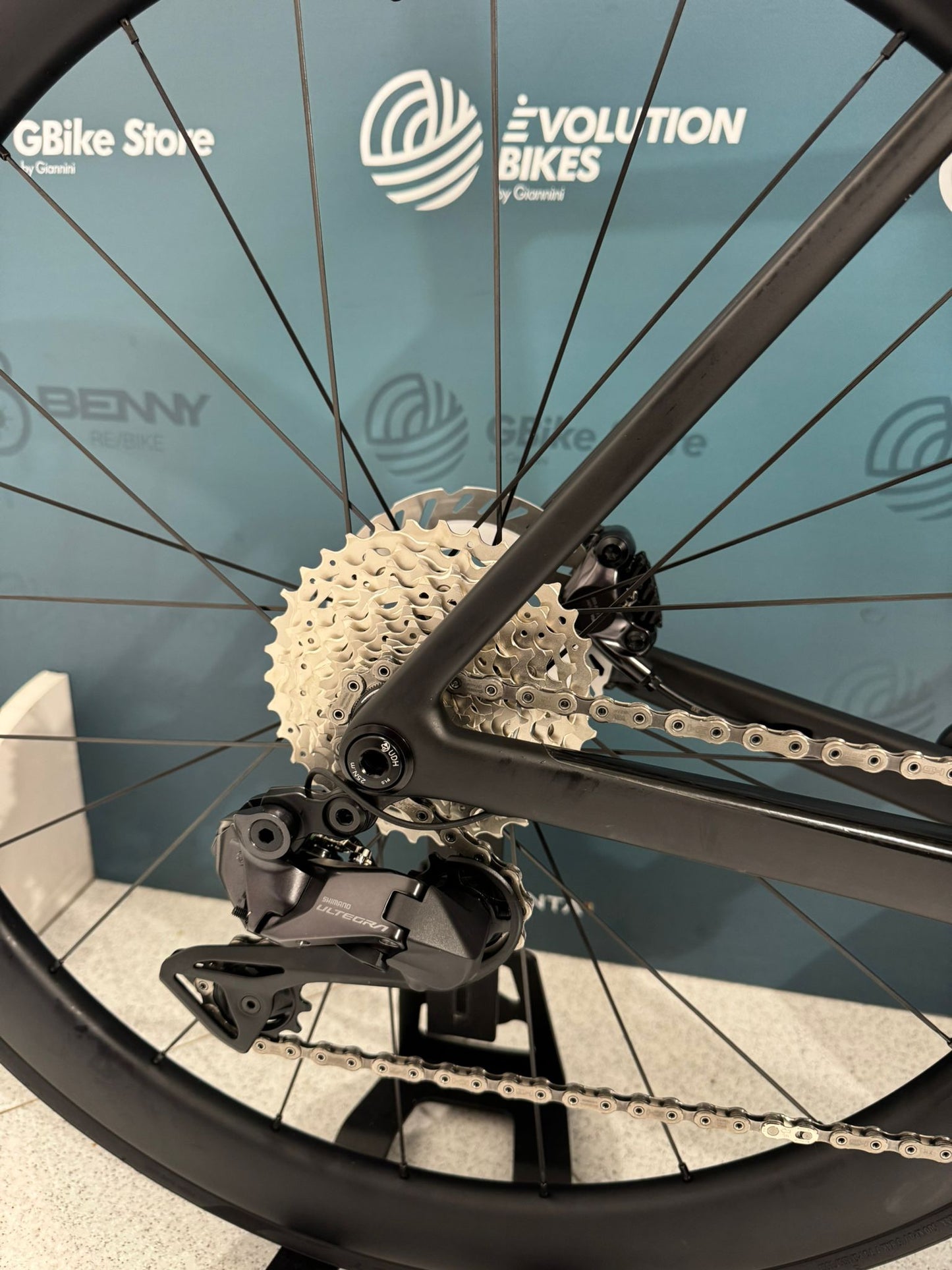 Colnago V5RS Ultegra Di2 R8170 SC45 Taille 510 - Démo