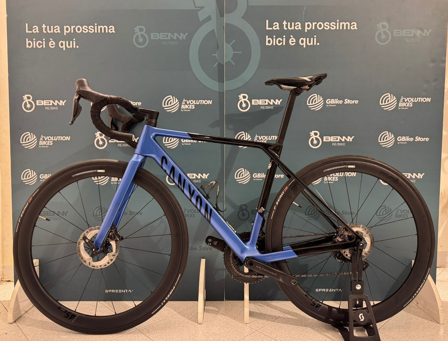 Canyon Ultimate CF SL 8 Aero-Größe S - Gebraucht