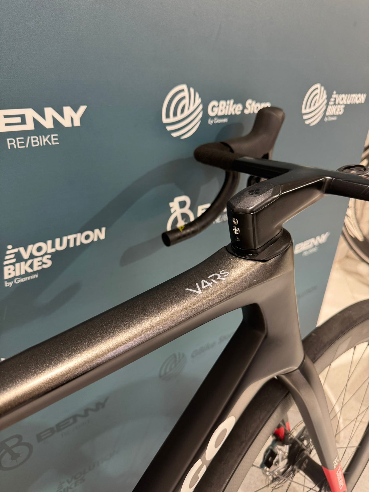 Colnago V4Rs AXS UAE Emirates Größe 510 – Gebraucht