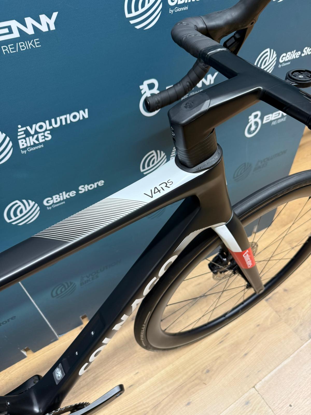 Colnago V4rs Uae Emirates Tamaño 510 - Usado