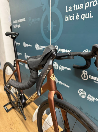 Megamo Silk 08 Size XL - Used