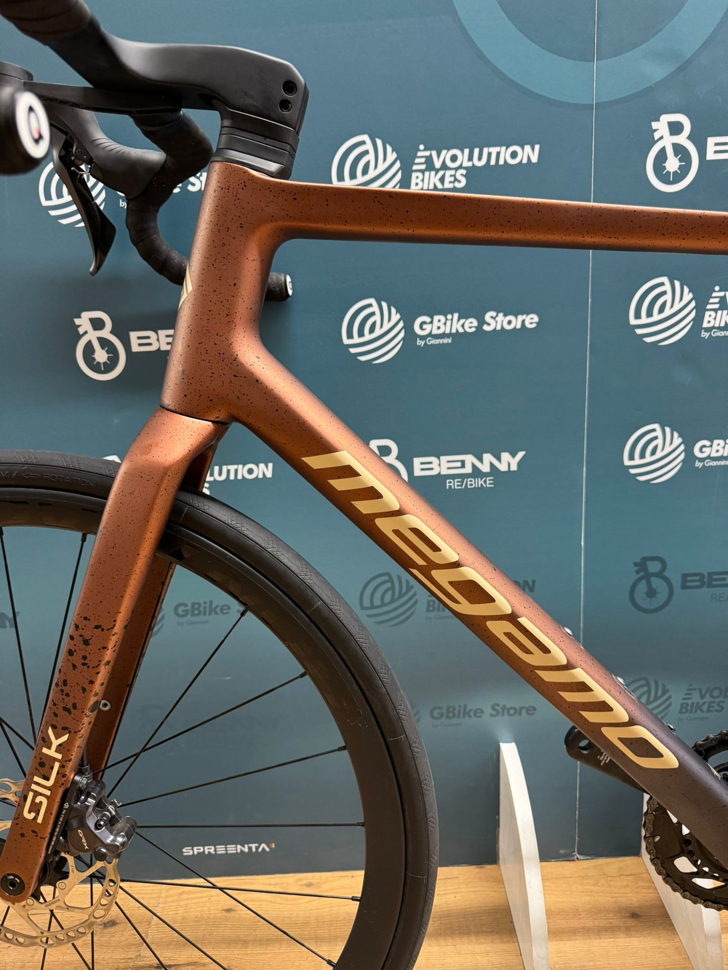 Megamo Silk 08 Size XL - Used