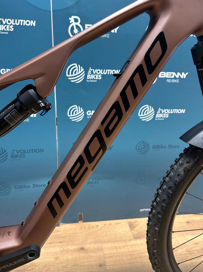 Megamo Nativo 10 Tamaño L - Usado