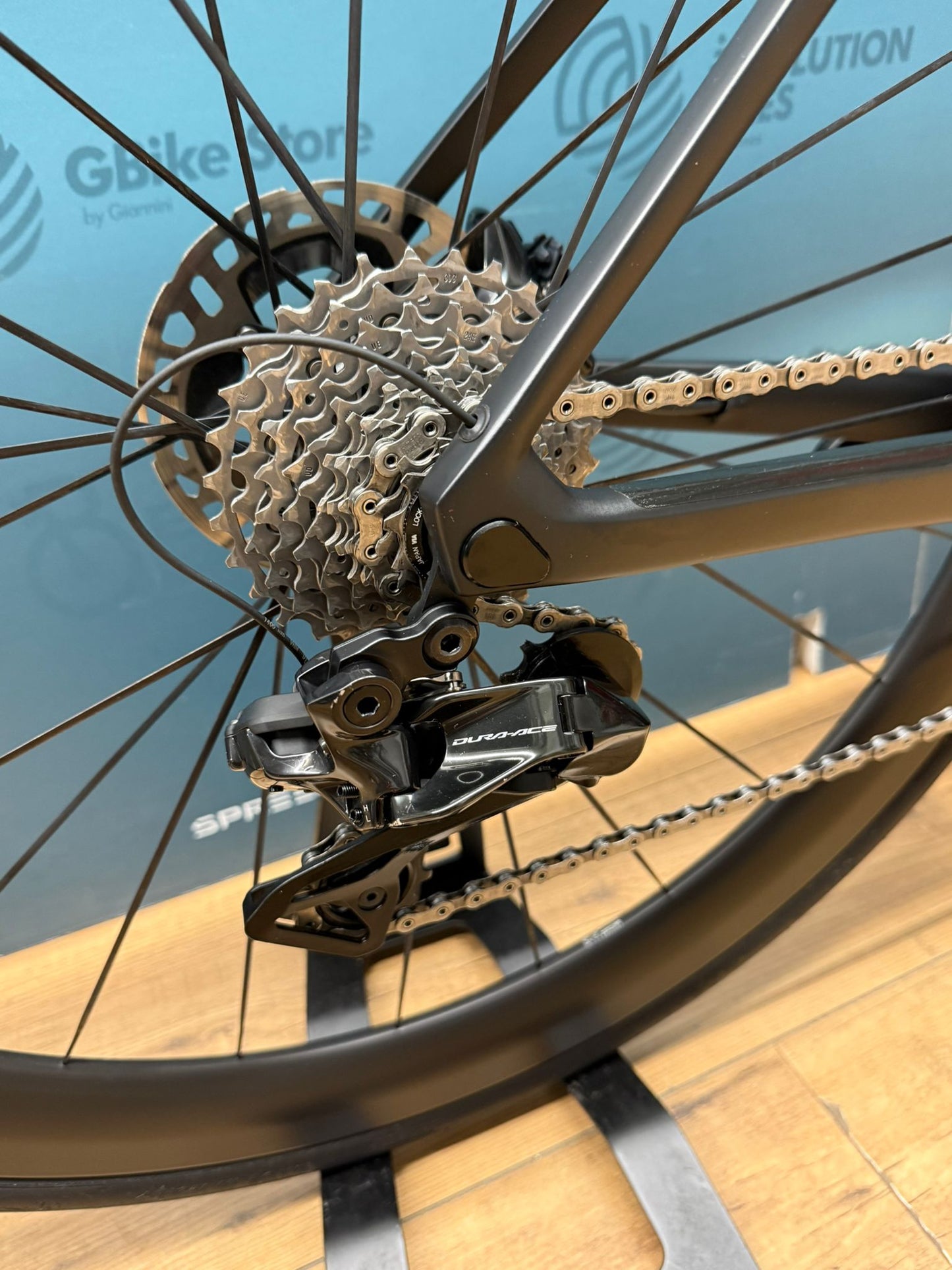 Colnago V4rs ZEA Emirates rozmiar 455 Dura-Ace di2 - Używany