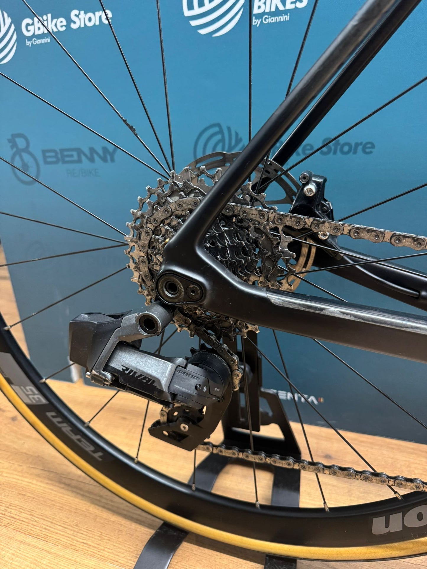 Taille Olympia Leader Rival AXS L - Utilisé