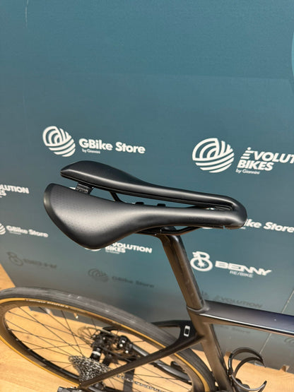 Taille Olympia Leader Rival AXS L - Utilisé