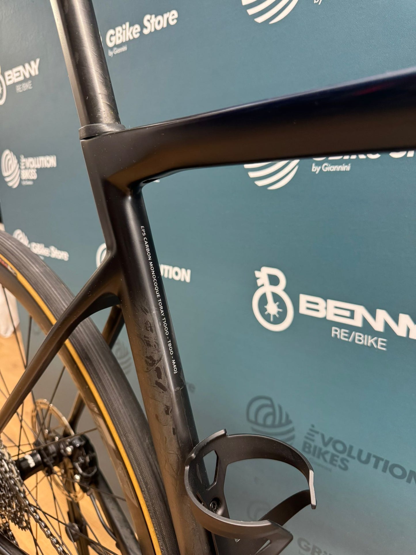 Taille Olympia Leader Rival AXS L - Utilisé