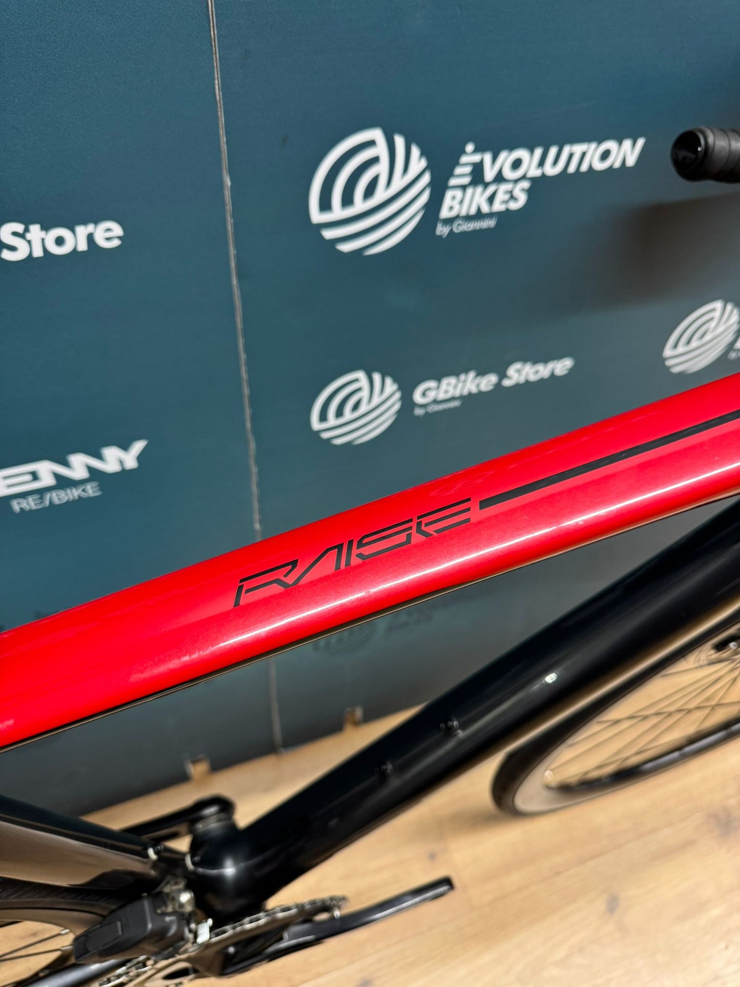 Megamo Raise 09 AXS Größe M - Gebraucht