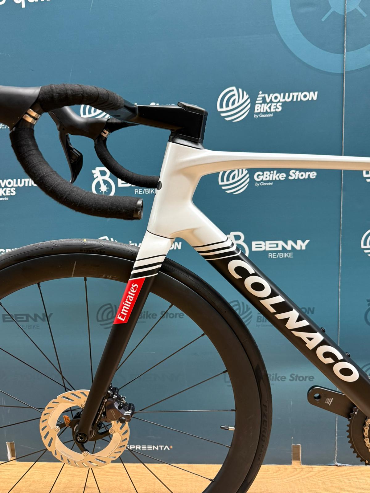 Colnago V5RS Ultegra Di2 R8170 SC45 Rozmiar 510 - Demo