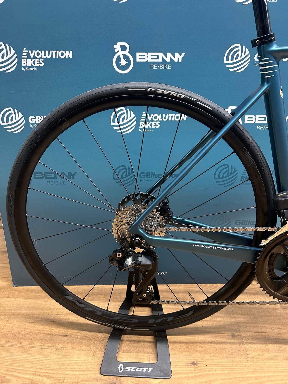 CBT Italia NECER99 Taille 52 - Occasion