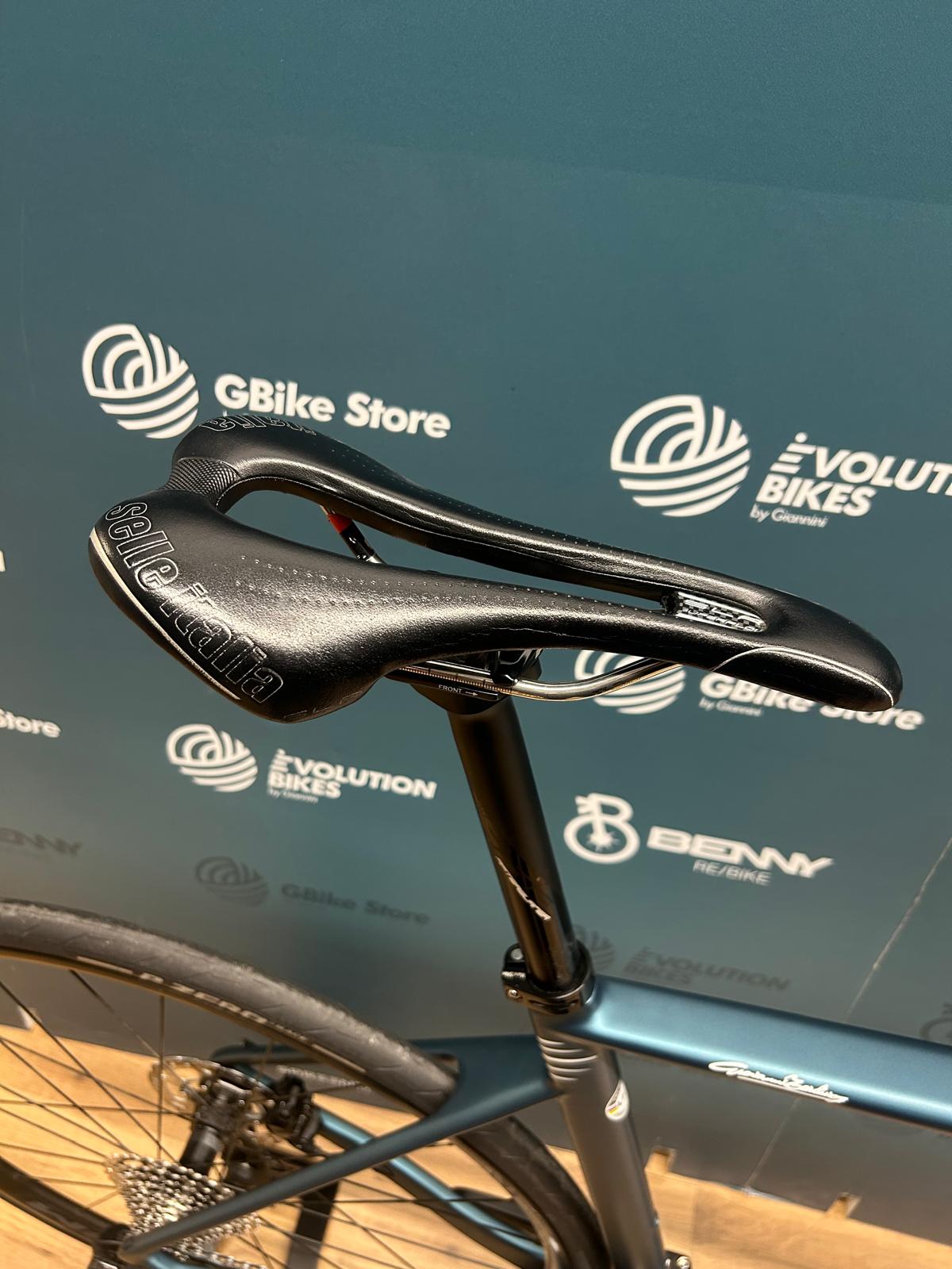 CBT Italia NECER99 Taille 52 - Occasion