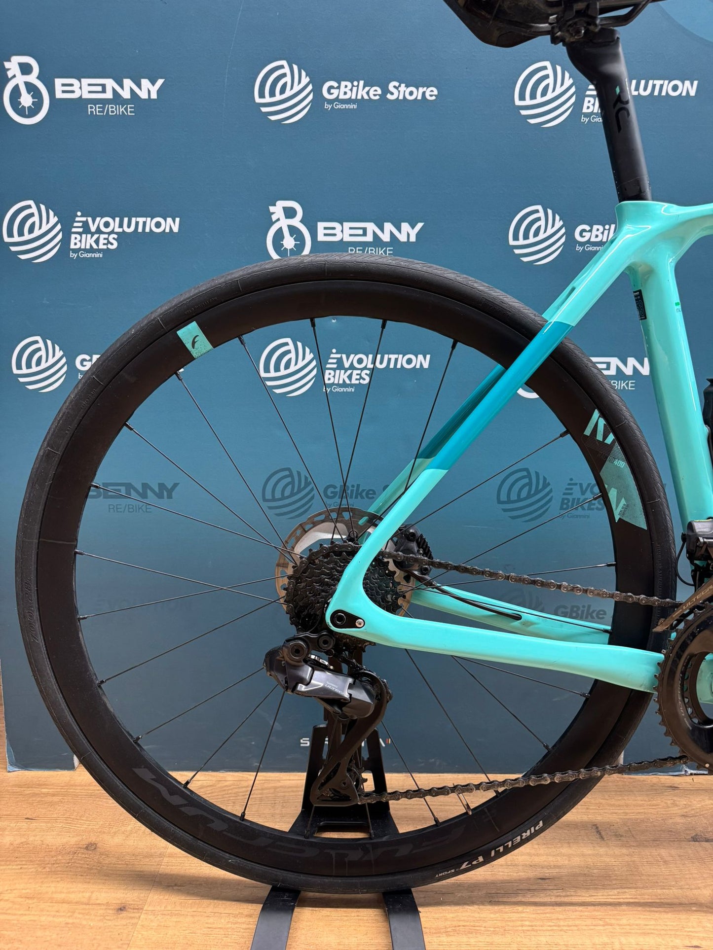 Bianchi Infinito Disc Ultegra Di2 12v Size 53 - Used