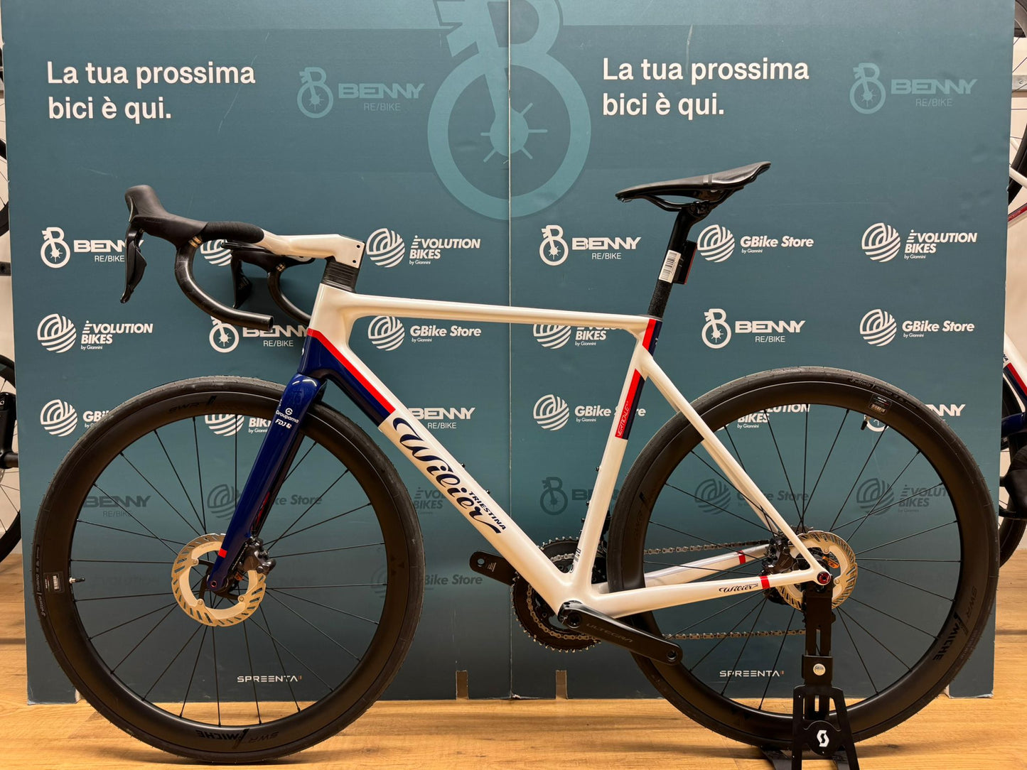 Wilier Verticale SLR Ultegra Di2 Größe L - Gebraucht