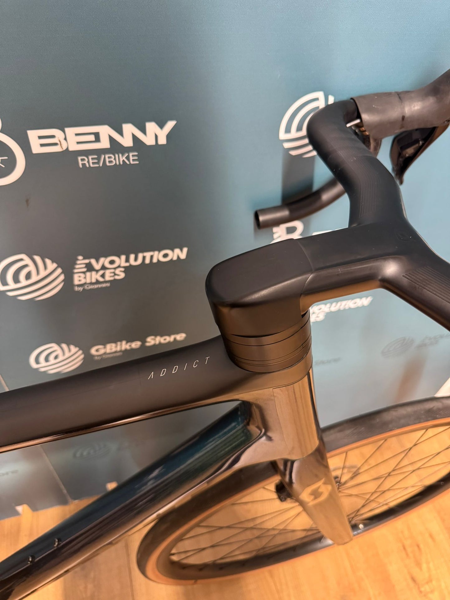 Scott Addict 20 105 Di2 12v Size XL - Used