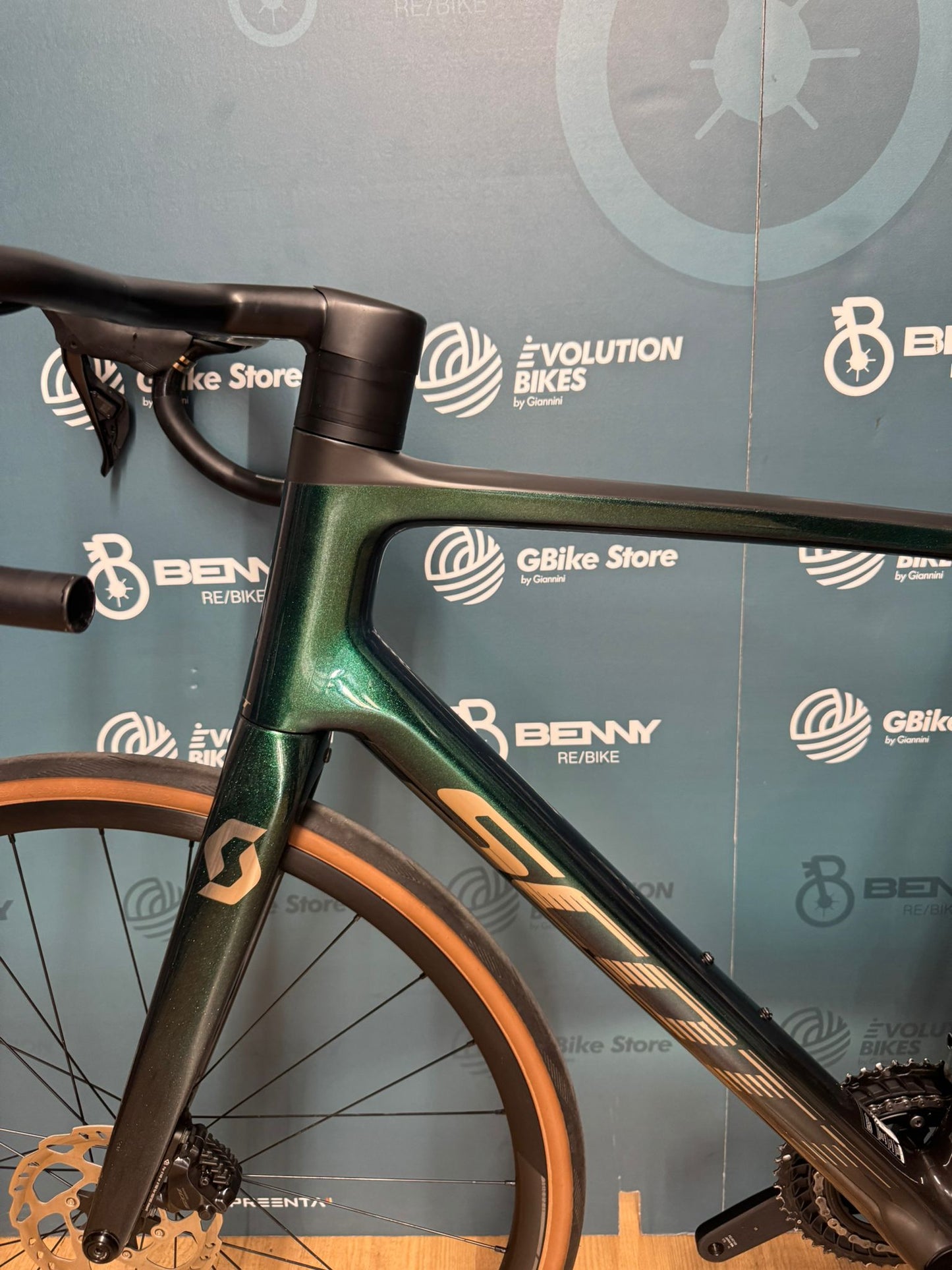 Scott Addict 20 105 Di2 12v Size XL - Used