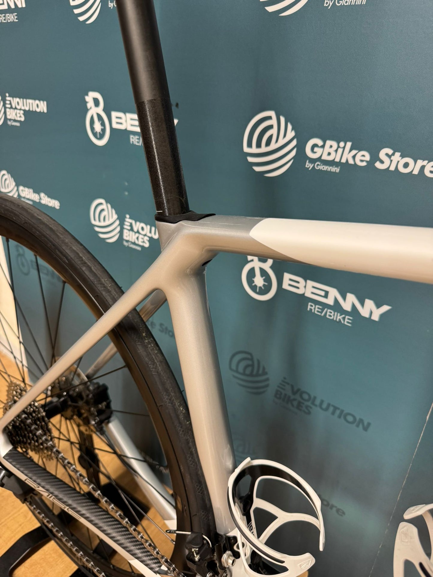 Tamaño del disco Megamo Raise 20 M - Usado