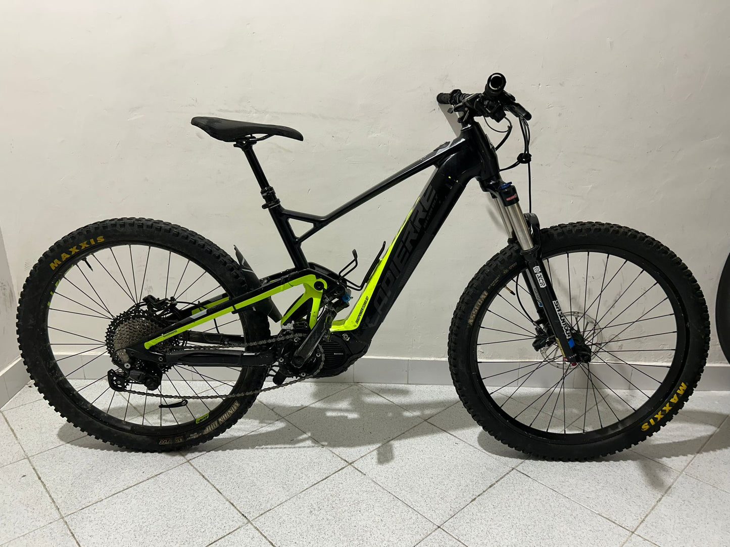 Taille 627i de survol de Lapierre M - Utilisé