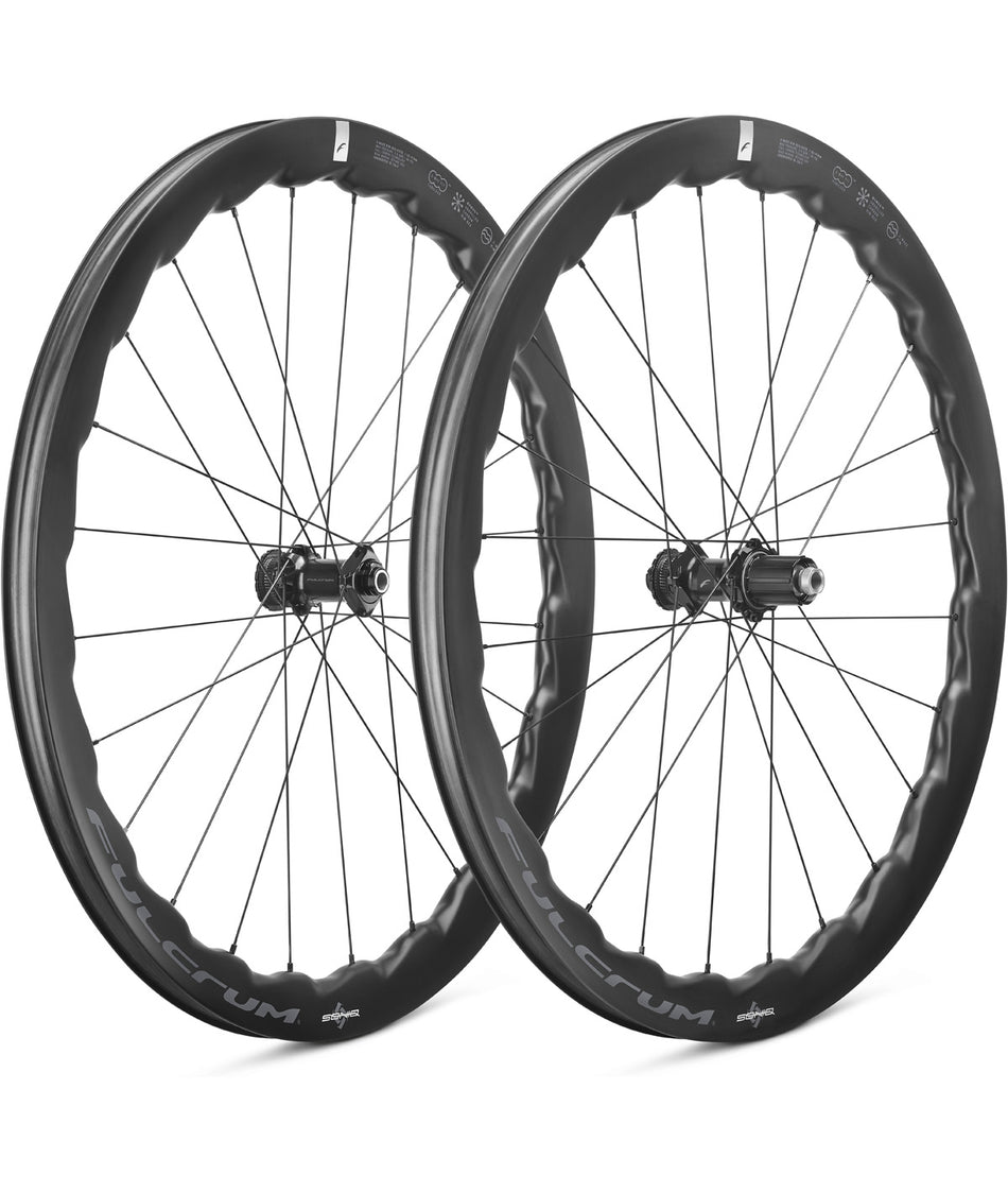 Koła Fulcrum Soniq DB 2WF C25 AFS przód HH12 - tył HH12/142 + zawór 2WF